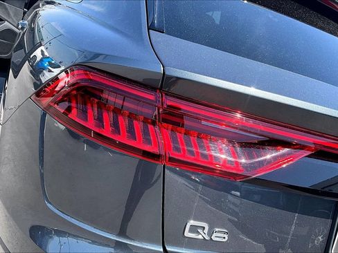 Used 2021 Audi Q8 Prestige w/ Prestige Package AWD/4WD image 40
