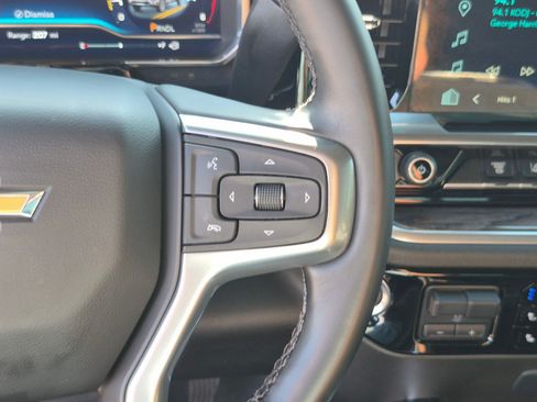 Used 2024 Chevrolet Silverado 2500 LTZ w/ LTZ Plus Package AWD/4WD image 18