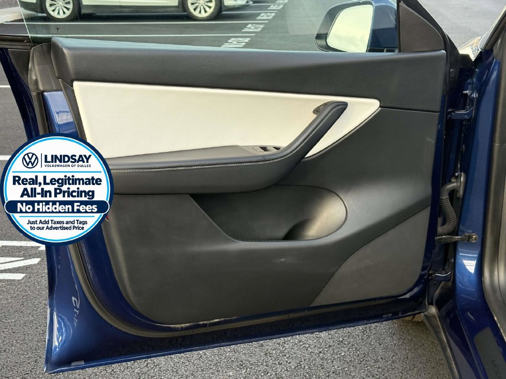 Used 2022 Tesla Model Y Long Range AWD/4WD image 9