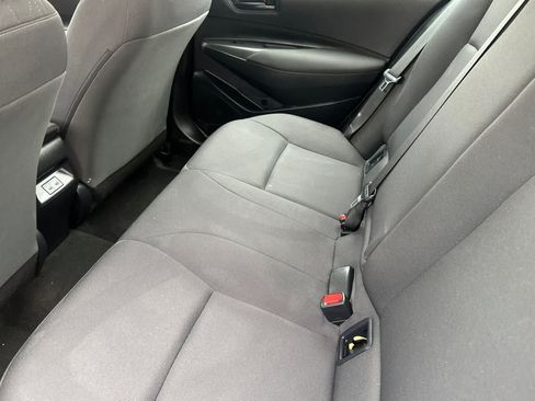 Used 2024 Toyota Corolla LE FWD image 5