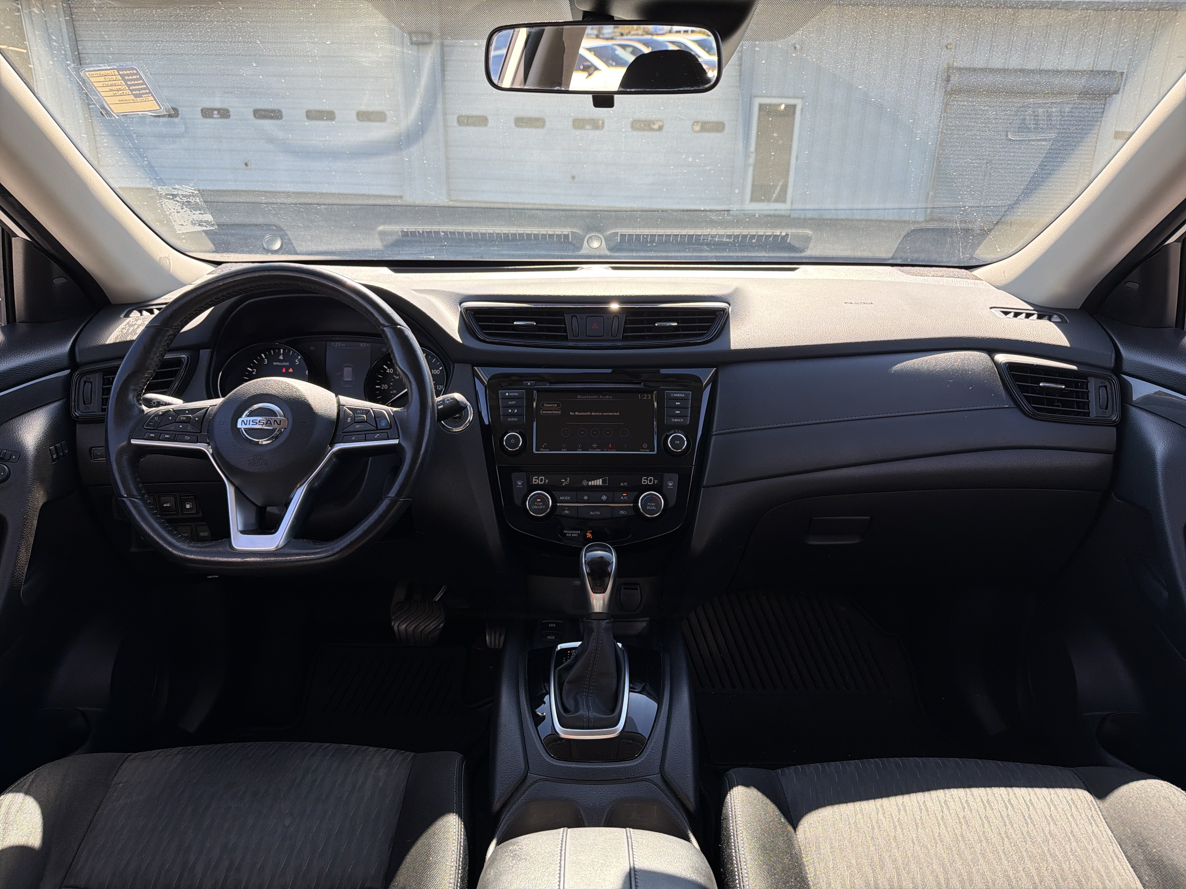 Used 2019 Nissan Rogue SV w/ Premium Package AWD/4WD image 30