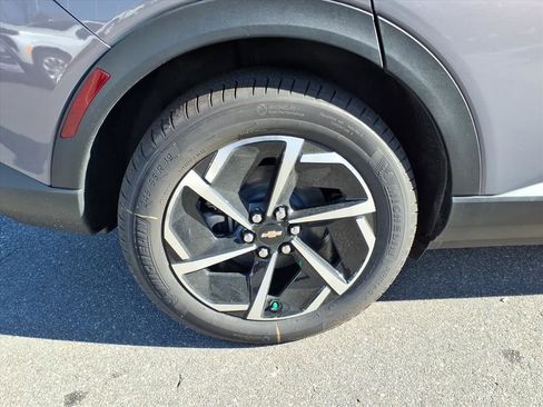 New 2026 Chevrolet Equinox EV LT image 23