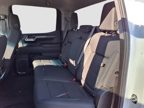 Used 2022 GMC Sierra 1500 Elevation w/ LPO, Elevation Black Package image 24