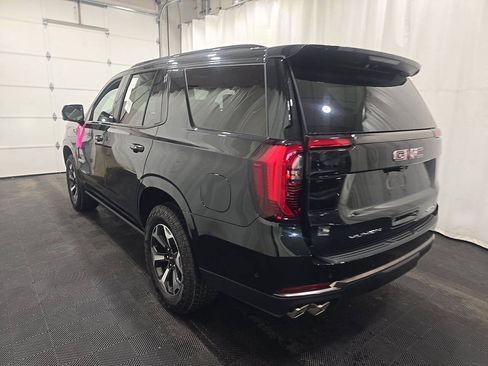 Used 2026 GMC Yukon AT4 Ultimate w/ LPO, Floor Liner Package AWD/4WD image 8