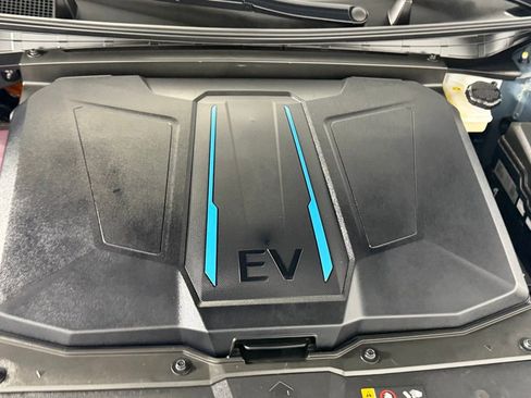 Used 2022 Hyundai Ioniq 5 Limited w/ Cargo Package image 35