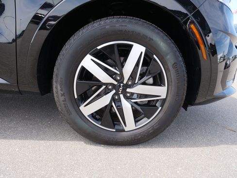 Certified 2023 Kia Sorento EX w/ Panoramic Sunroof Package image 10