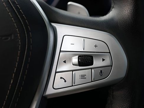 Used 2025 BMW X7 xDrive40i image 54