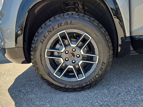 New 2026 GMC Terrain AT4 w/ Technology Package II AWD/4WD image 29