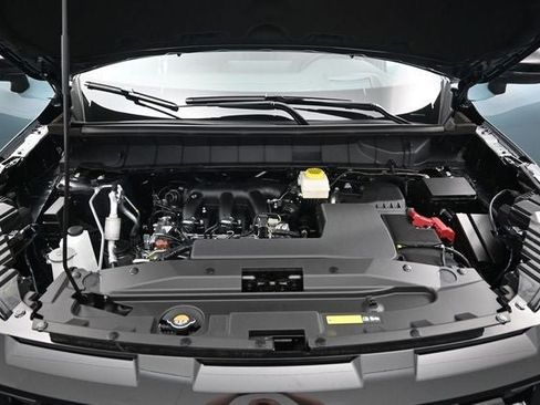 New 2026 Nissan Pathfinder Platinum AWD/4WD image 33