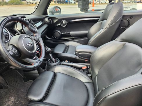 Used 2019 MINI Cooper S image 10