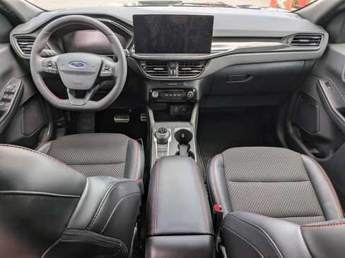 Used 2024 Ford Escape ST-Line w/ Tech Pack #1 FWD image 11