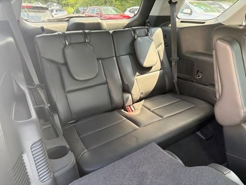 Used 2022 Ford Explorer XLT AWD/4WD image 19