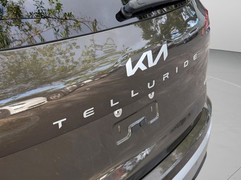 Certified 2023 Kia Telluride S w/ S Sunroof Package image 23
