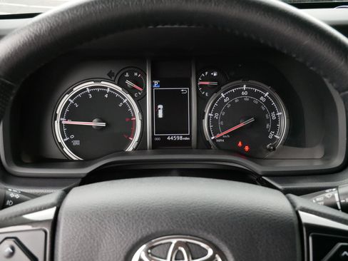 Certified 2023 Toyota 4Runner TRD Off-Road Premium w/ Moonroof Package AWD/4WD image 21