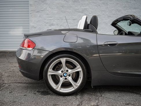 Used 2016 BMW Z4 sDrive28i image 16