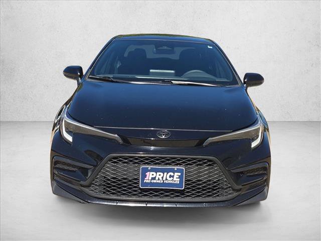 Used 2023 Toyota Corolla SE FWD image 2
