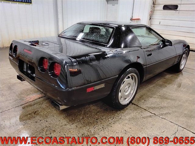 Used 1992 Chevrolet Corvette Convertible RWD image 3