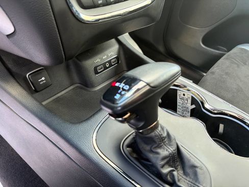 Used 2019 Dodge Durango GT AWD/4WD image 23