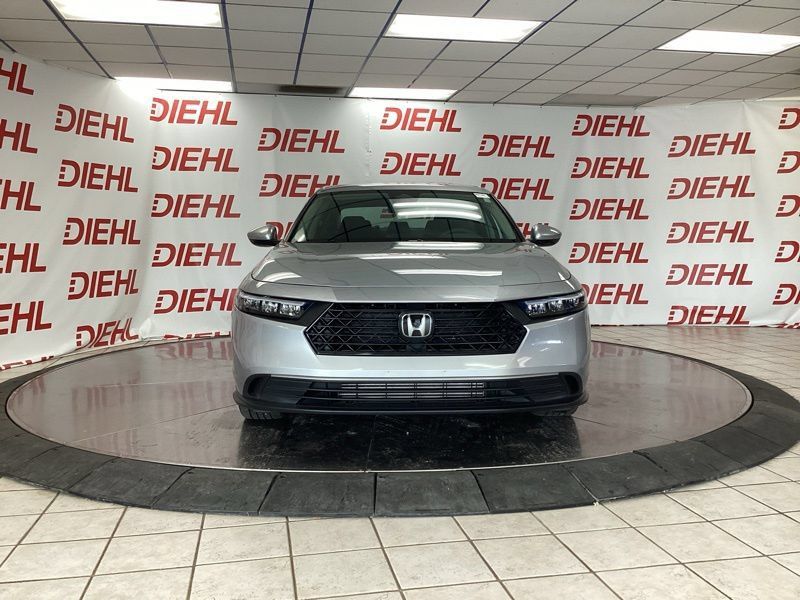 Used 2024 Honda Accord LX image 2