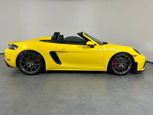 Certified 2021 Porsche 718 Boxster Spyder RWD image 31
