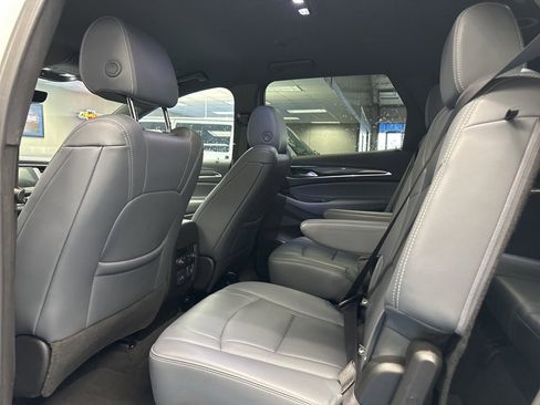 Certified 2024 Buick Enclave Premium image 20