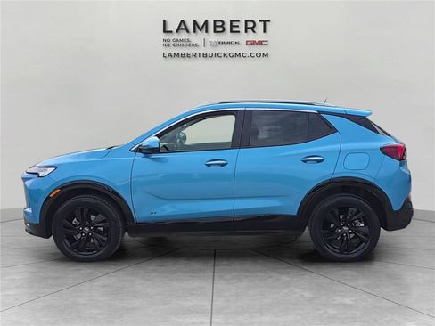 Used 2025 Buick Encore GX Sport Touring w/ Advanced Technology Package AWD/4WD image 2