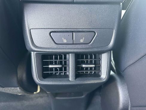 Used 2026 GMC Terrain Elevation w/ Elevation Premium Package FWD image 23