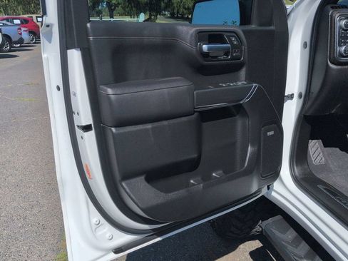 Used 2020 GMC Sierra 1500 AT4 w/ AT4 Premium Package AWD/4WD image 9