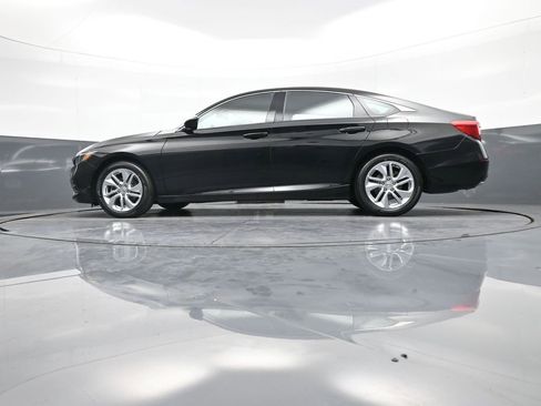 Certified 2019 Honda Accord LX image 31