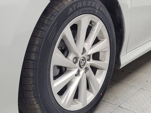 Used 2023 Toyota Camry LE image 31