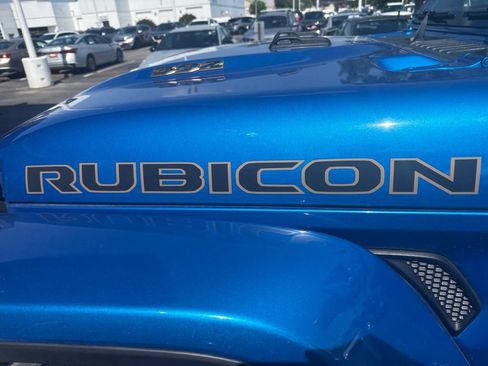 Used 2021 Jeep Wrangler Unlimited Rubicon w/ Trailer Tow Package AWD/4WD image 11