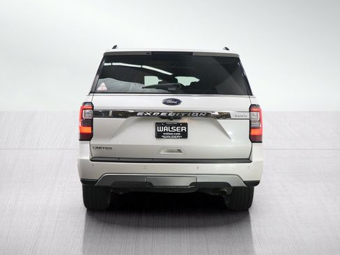 Used 2018 Ford Expedition Max Limited w/ Equipment Group 301A AWD/4WD image 4