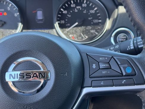 Used 2020 Nissan Rogue SL w/ Premium Package FWD image 20