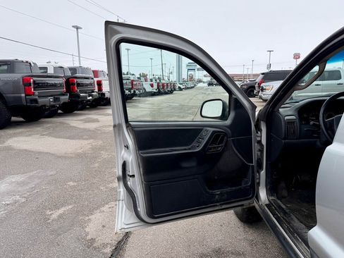 Used 2004 Jeep Grand Cherokee Laredo w/ Convenience Group image 10