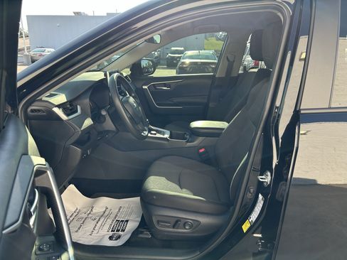 Certified 2025 Toyota RAV4 XLE AWD/4WD image 13