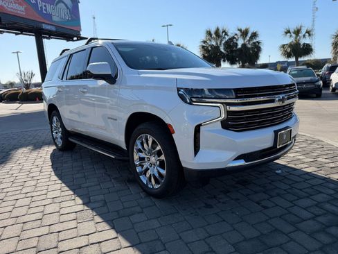 Used 2021 Chevrolet Tahoe LT w/ Rear Media and Nav Package image 7