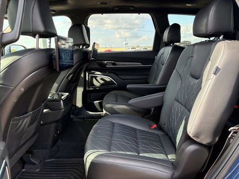 Certified 2025 Kia Telluride SX Prestige X-Pro AWD/4WD image 12