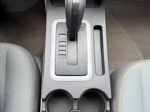 Used 2009 Ford Escape XLS FWD image 15