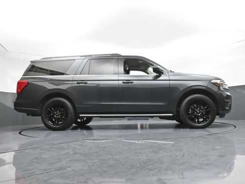 Certified 2022 Ford Expedition Max XLT image 34
