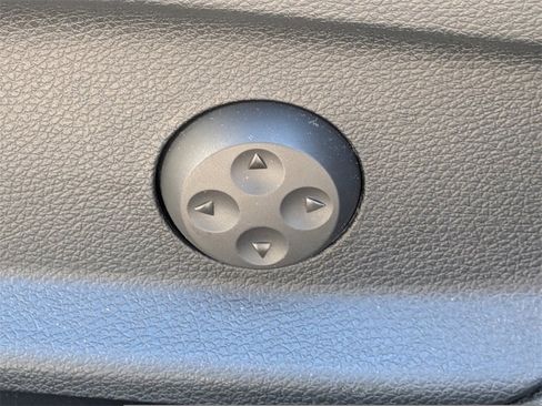 Used 2022 Mercedes-Benz GLC 300 image 19