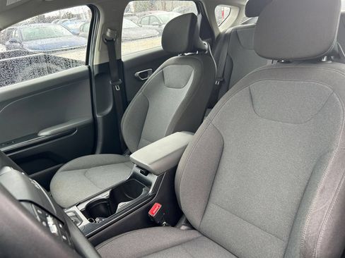 Used 2025 Kia K4 FWD image 30