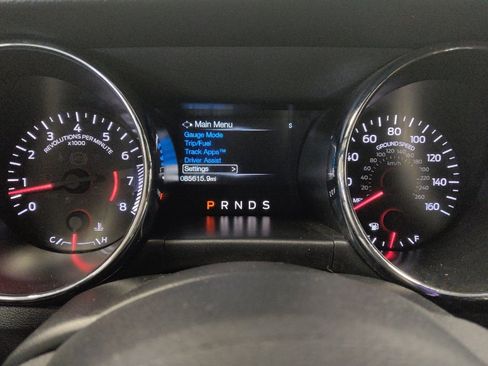Used 2016 Ford Mustang Convertible RWD image 23