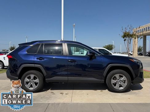 Used 2025 Toyota RAV4 XLE FWD image 18