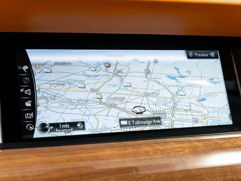 Used 2019 Rolls-Royce Phantom Sedan image 92