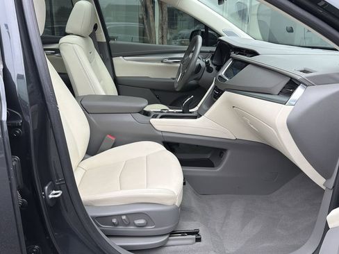 Certified 2023 Cadillac XT5 Premium Luxury image 13