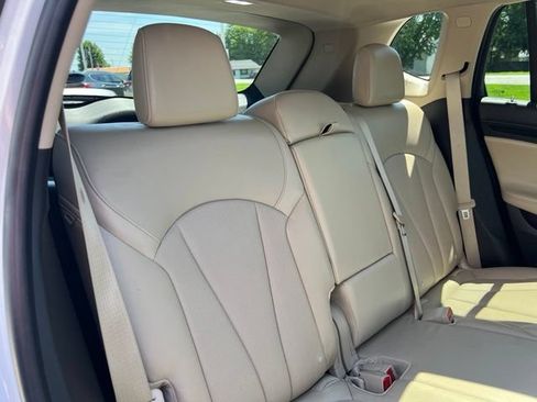 Used 2018 Buick Envision Essence AWD/4WD image 17