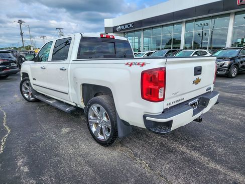 Used 2016 Chevrolet Silverado 1500 High Country w/ High Country Premium Package AWD/4WD image 6