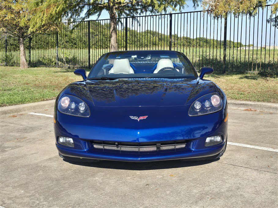Used 2006 Chevrolet Corvette Convertible w/ Preferred Equipment Group RWD image 16