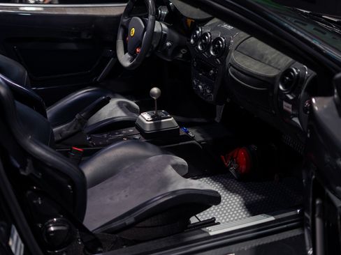 Used 2009 Ferrari F430 Scuderia RWD image 2