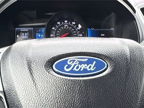 Certified 2023 Ford Edge ST image 19